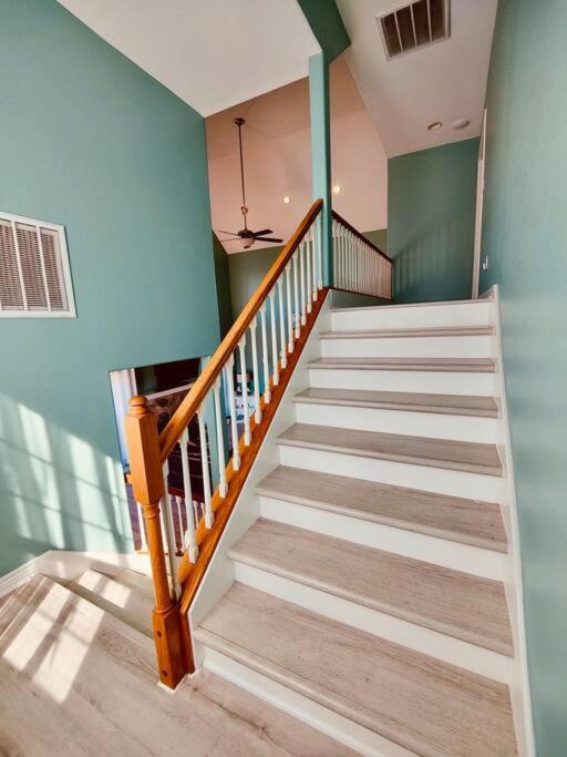 Sunny Delight - Sleeps 10 - Generous Space! Bolivar Peninsula Экстерьер фото