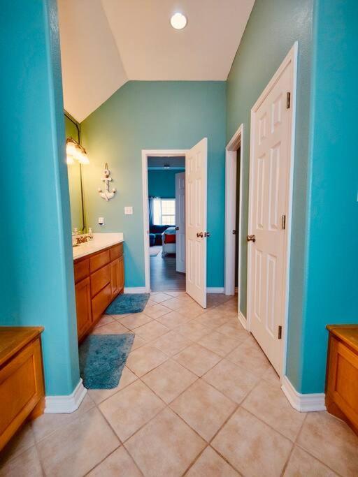 Sunny Delight - Sleeps 10 - Generous Space! Bolivar Peninsula Экстерьер фото