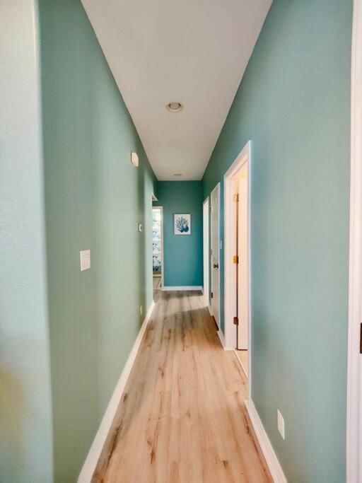 Sunny Delight - Sleeps 10 - Generous Space! Bolivar Peninsula Экстерьер фото